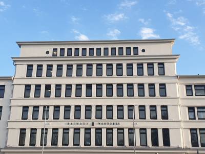 Das Wandsbeker Rathaus - Ort der Entscheidungen fr den Bezirk - und damit das Alstertal.